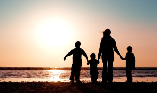 tMeet Maude and Her Family